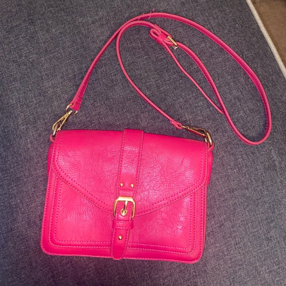 Pink Shoulder Bags